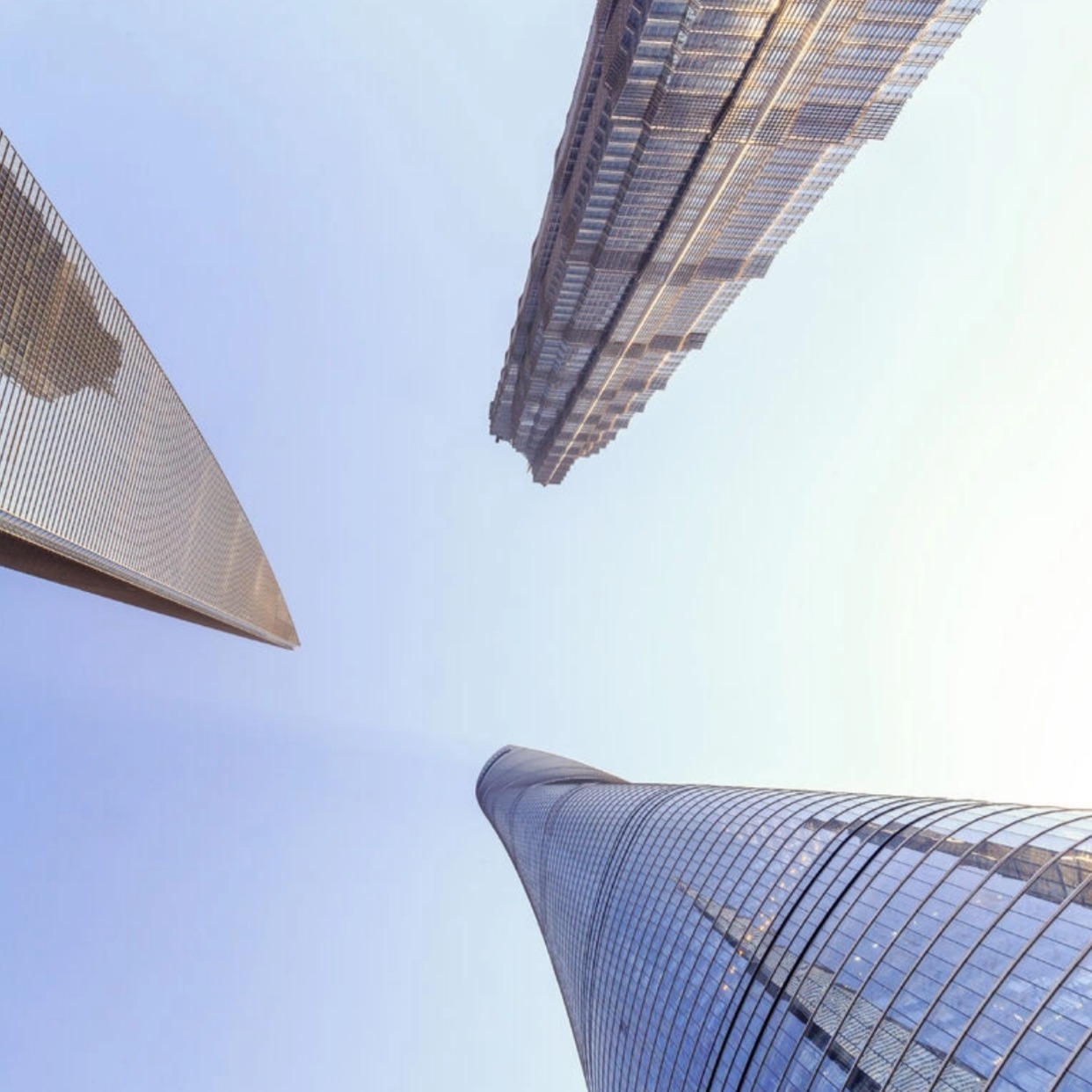 上海市人力资源和社会保障局关于助力复工复产实施人才特殊支持举措的通知